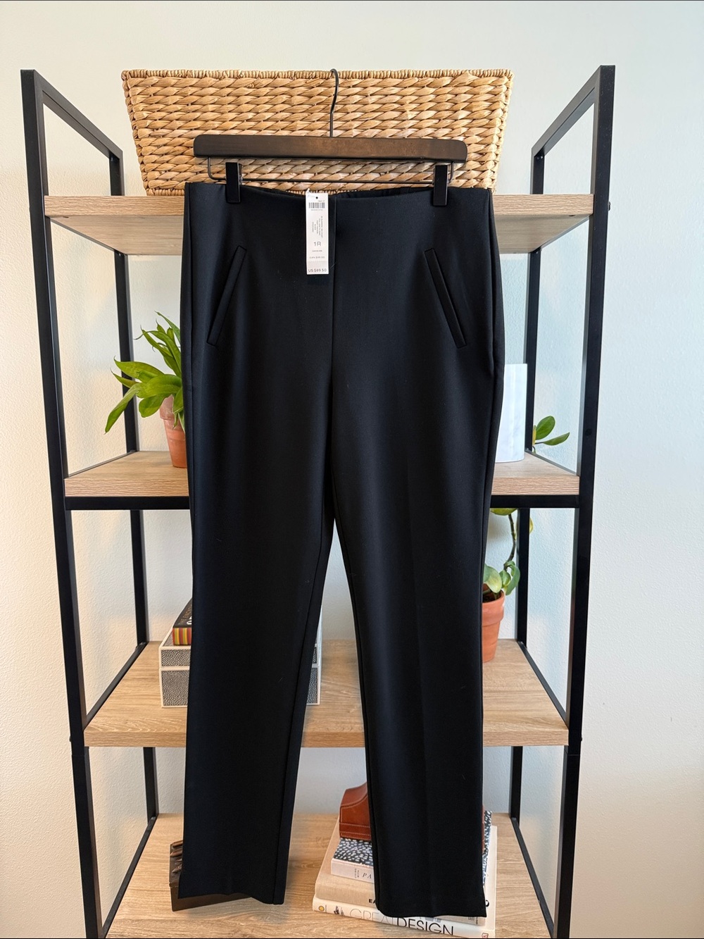 NWT Chico's High-Rise So Slimming 360 Juliet Pull On Straight Leg Pant Trouser 8
